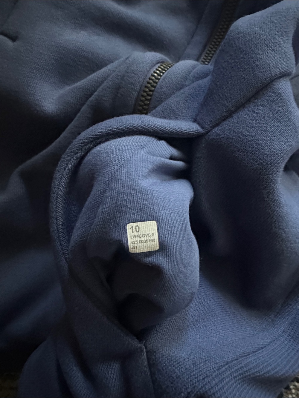 Lululemon Scuba Full Zip - Picture 6 of 6